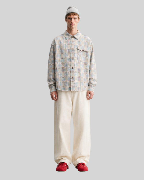 Simple plaid long sleeved shirt for men and women