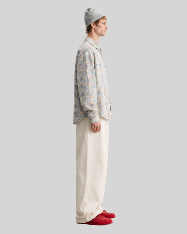 Simple plaid long sleeved shirt for men and women
