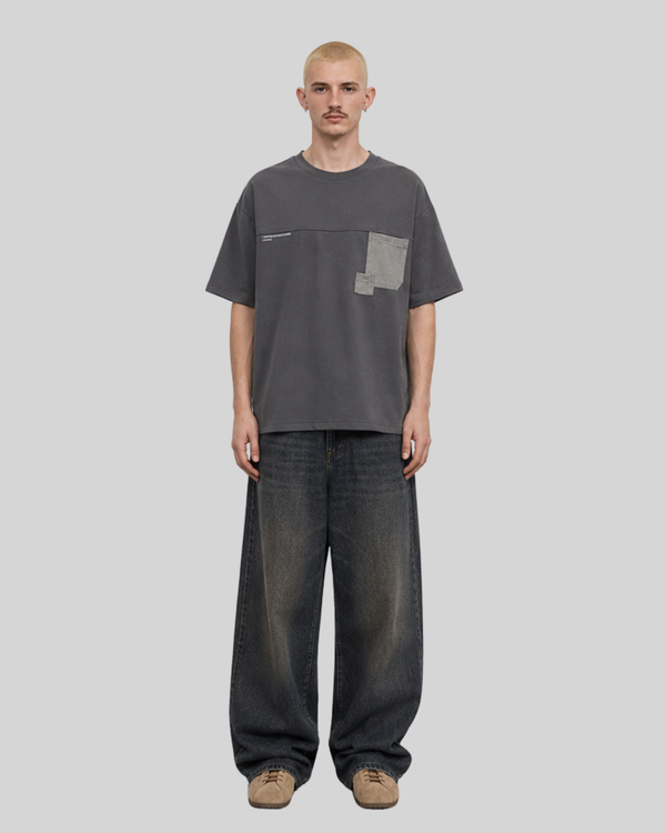 Pocket short sleeved T-shirt for men and women