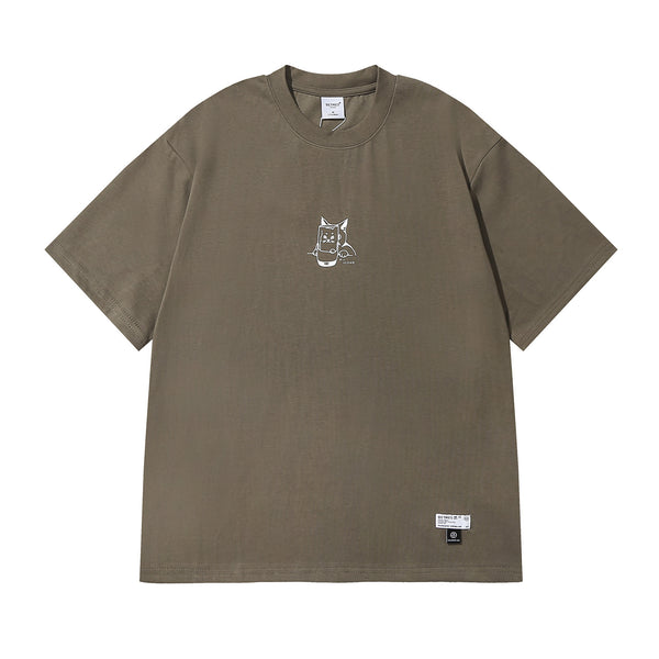 Simple and loose T-shirt for men and women with short sleeves